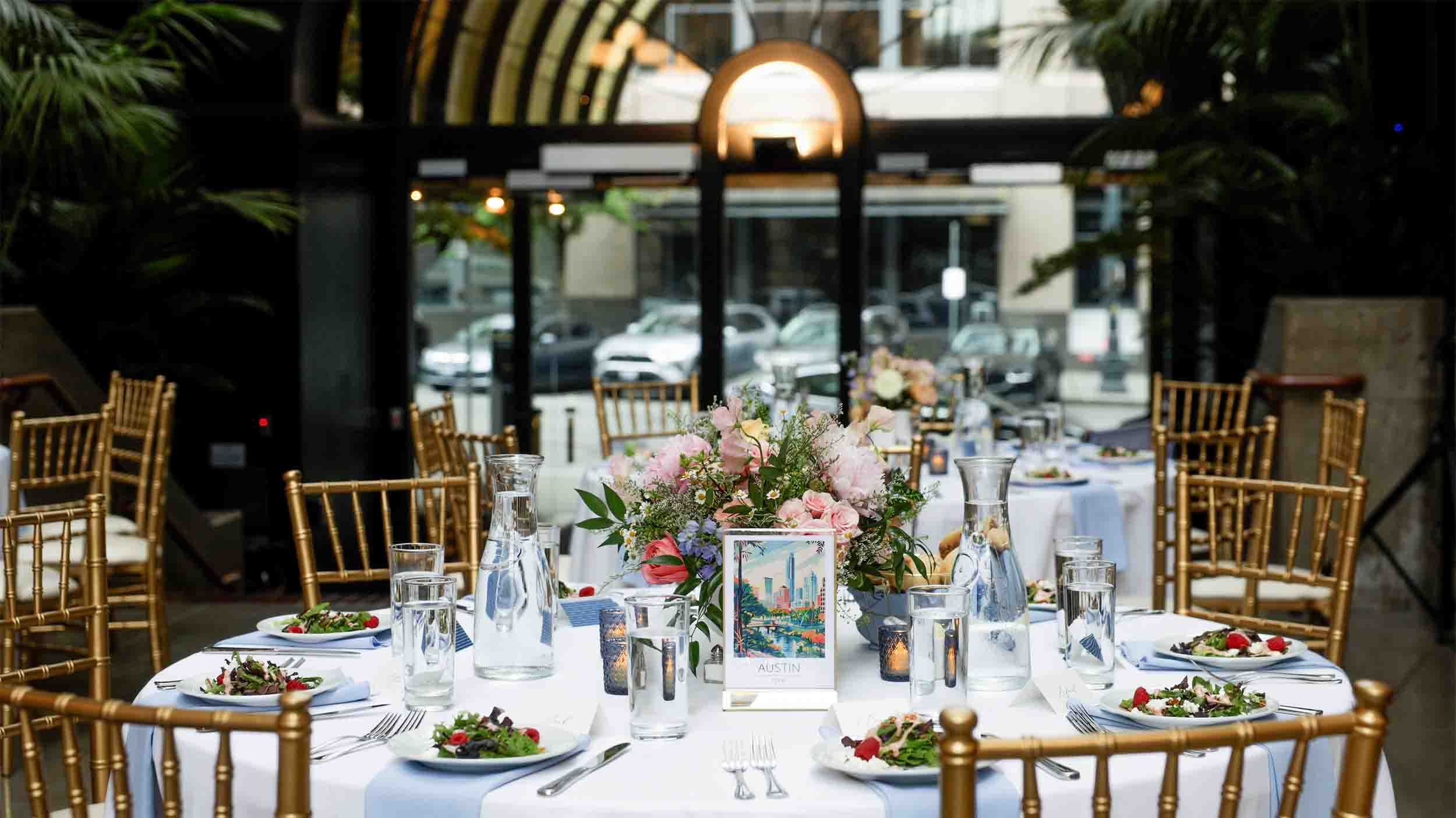 Court in the Square wedding video reception table